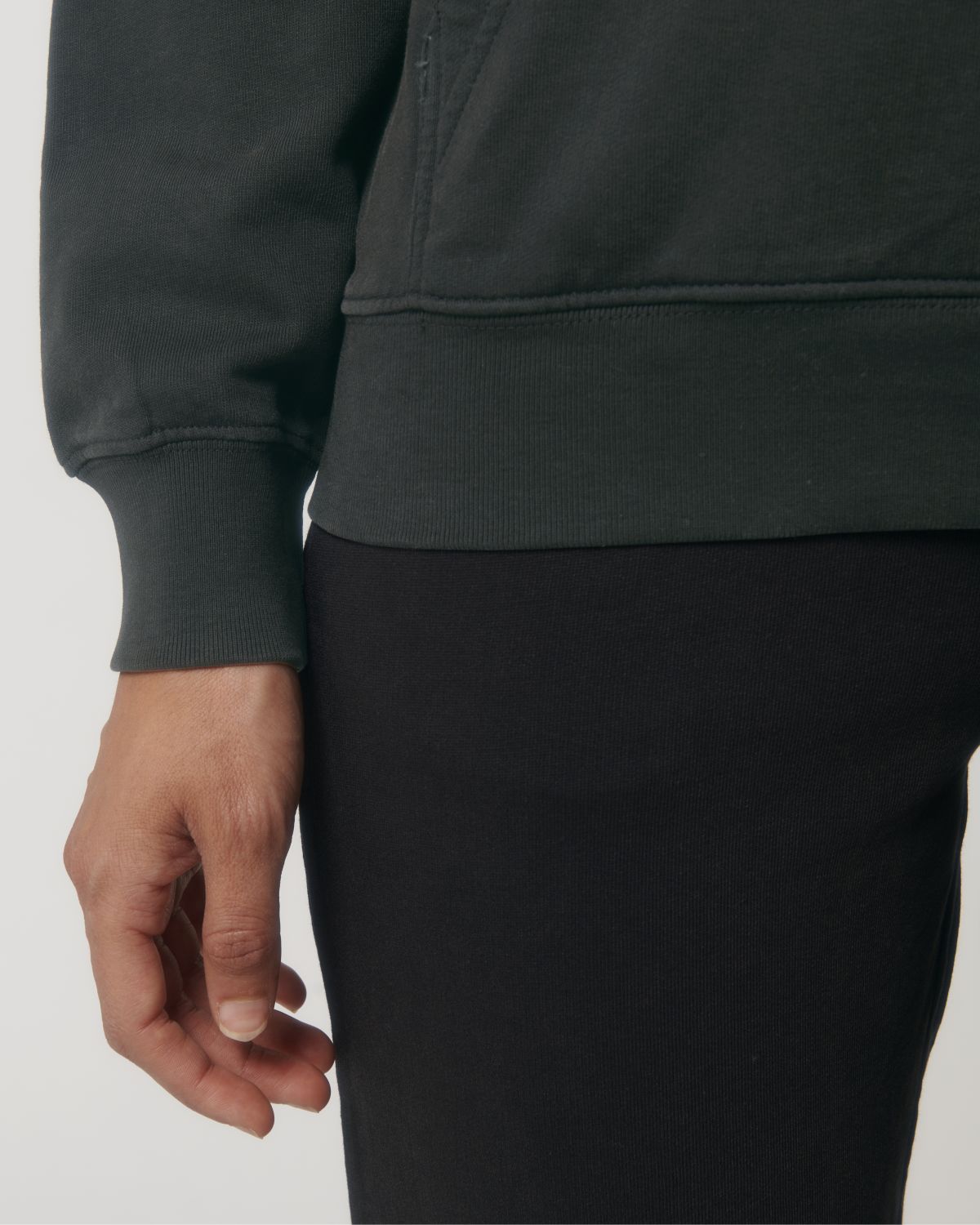 Archer Vintage_G. Dyed Black Rock_Studio_Front_Detail_0